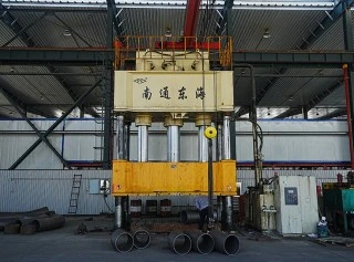 碳钢、不锈钢和合金钢：管道配件材料选择指南